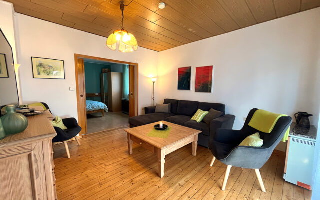 Übergang in das Wohnzimmer